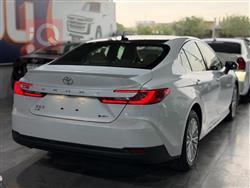 تۆیۆتا کامری